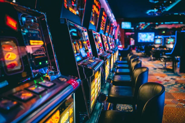surga11 slot live dealer table with professional dealer and multiple camera angles